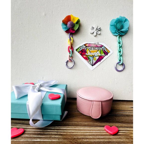 Tiffany & Co. Pink Leather Jewelry Box - Picture 1 of 8